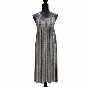 URBAN OUTFITTERS Ecote Dress